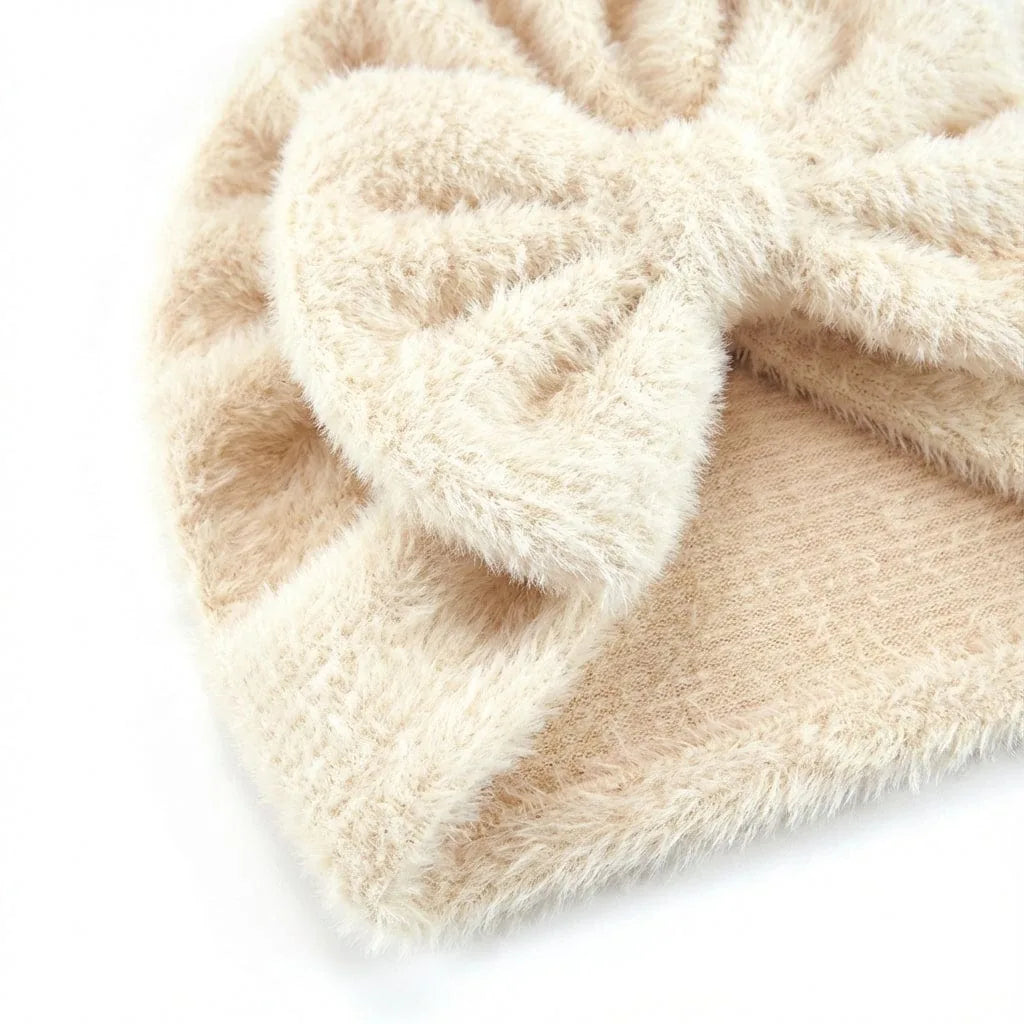 Bonnet Bébé avec Noeud, vue de détail