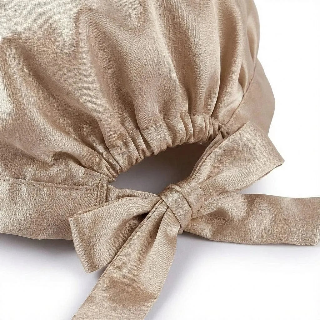 Bonnet de Soie Ruban, vue de détail