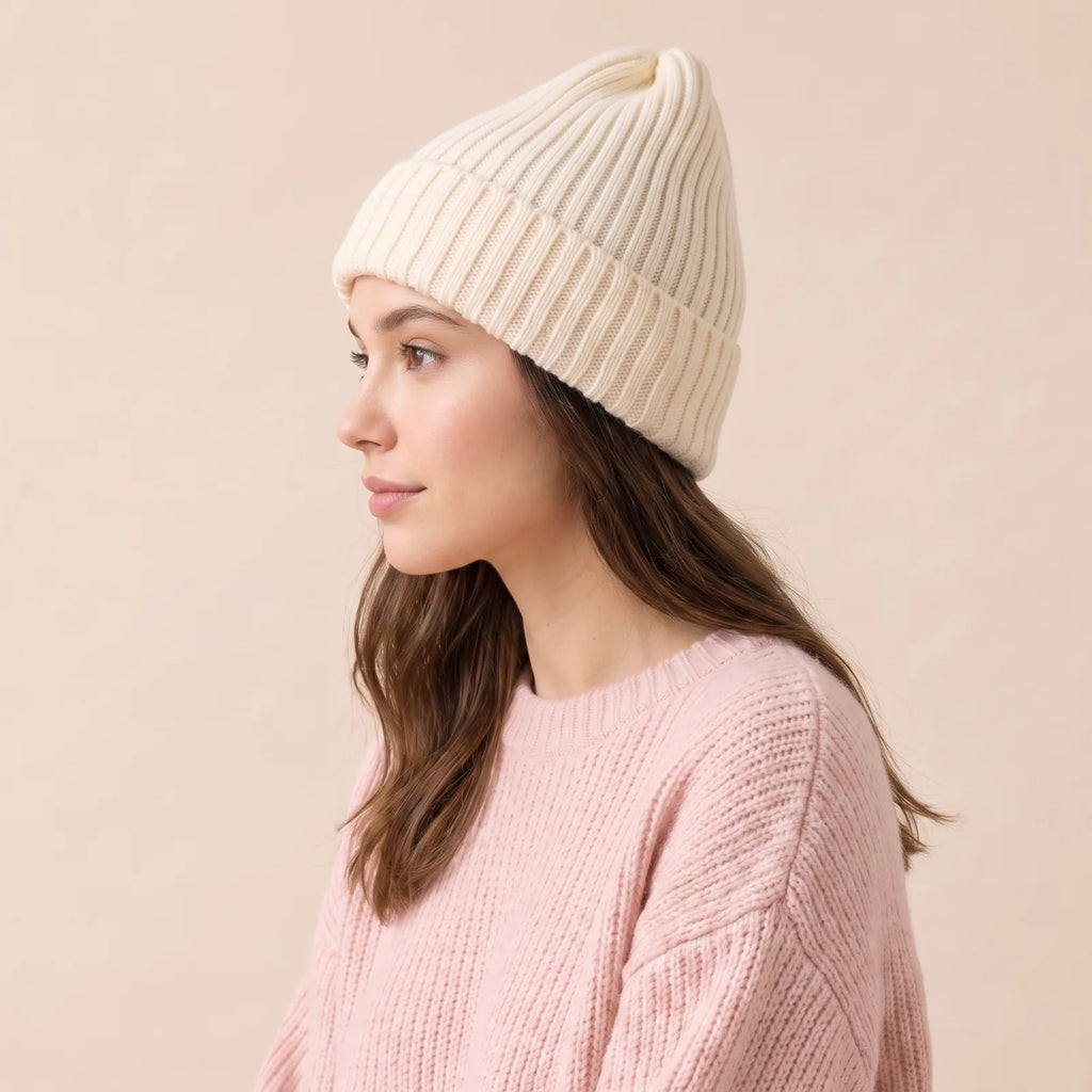 Bonnet Tricoté d'Hiver, vue de trois-quarts
