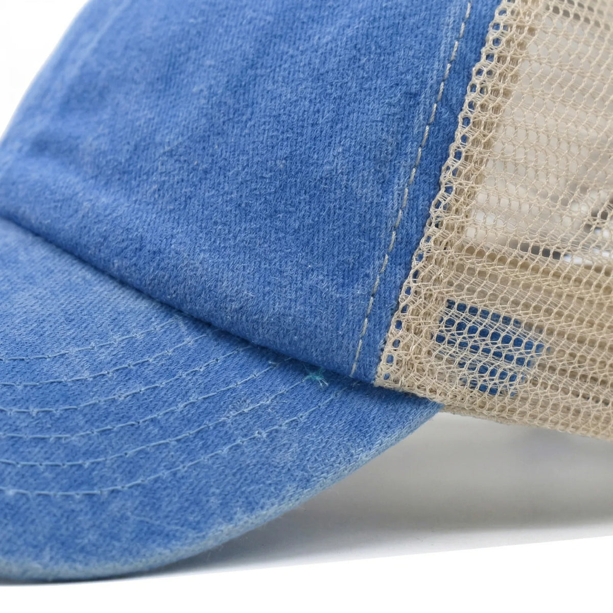 Casquette Bi Colore, vue de détail