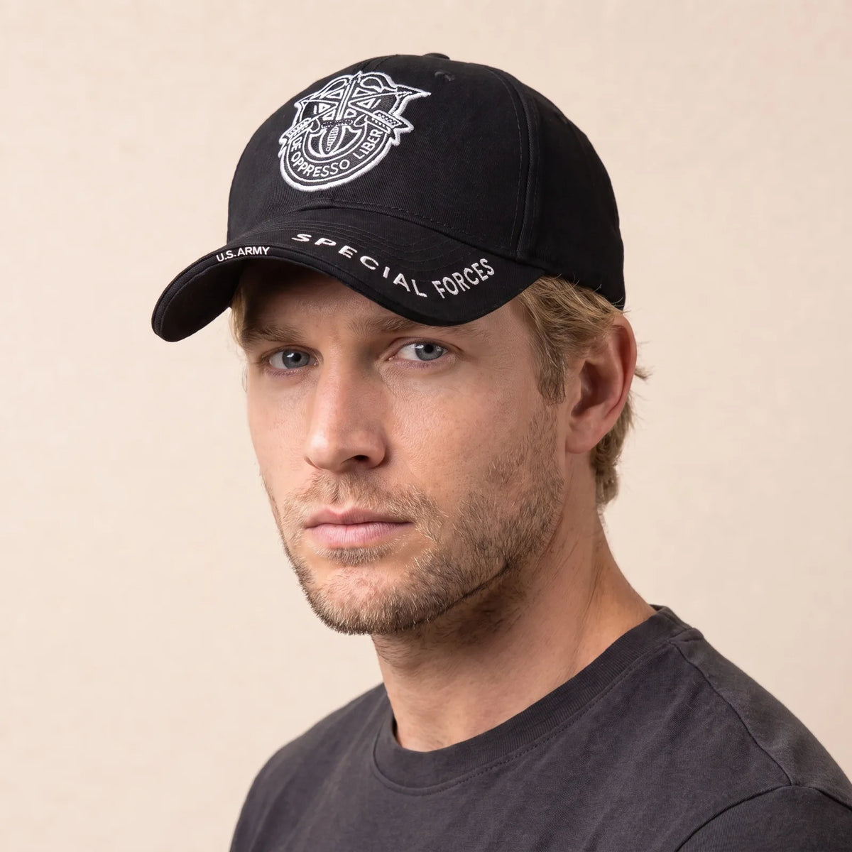 Casquette Forces Spéciales, porté