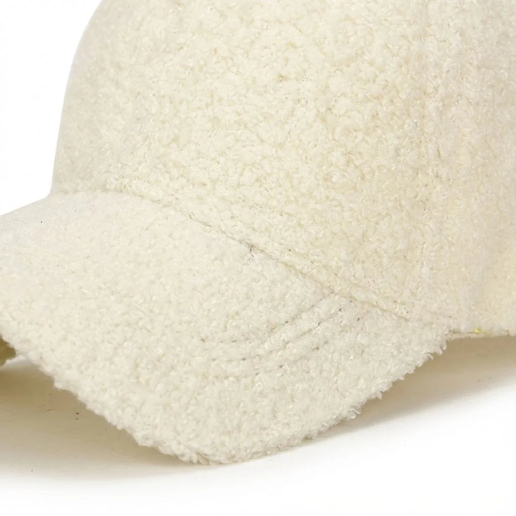 Casquette Velour Hiver, vue de trois-quarts