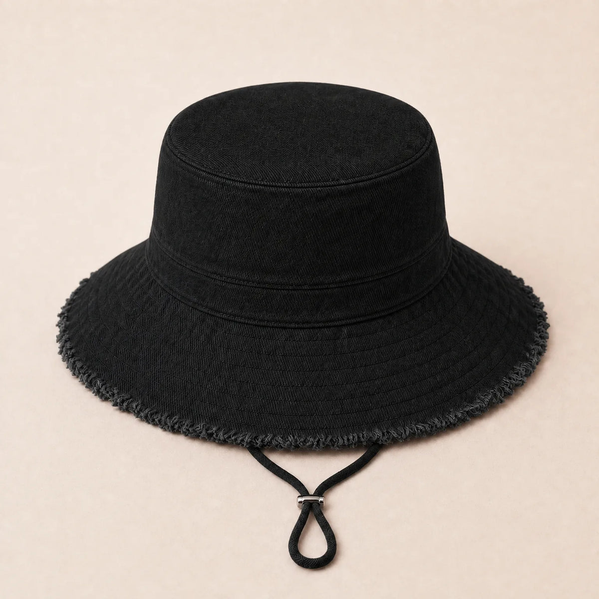 Chapeau Bob Cordon de Serrage — coloris noir