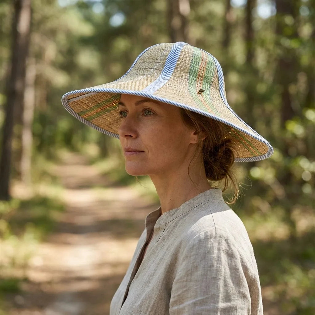 Chapeau Chinois Femme, porté