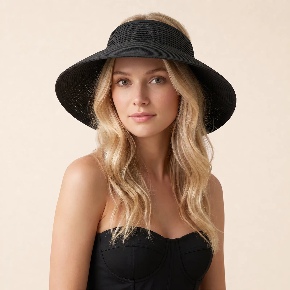 Chapeau de Paille Femme Large Bord, porté