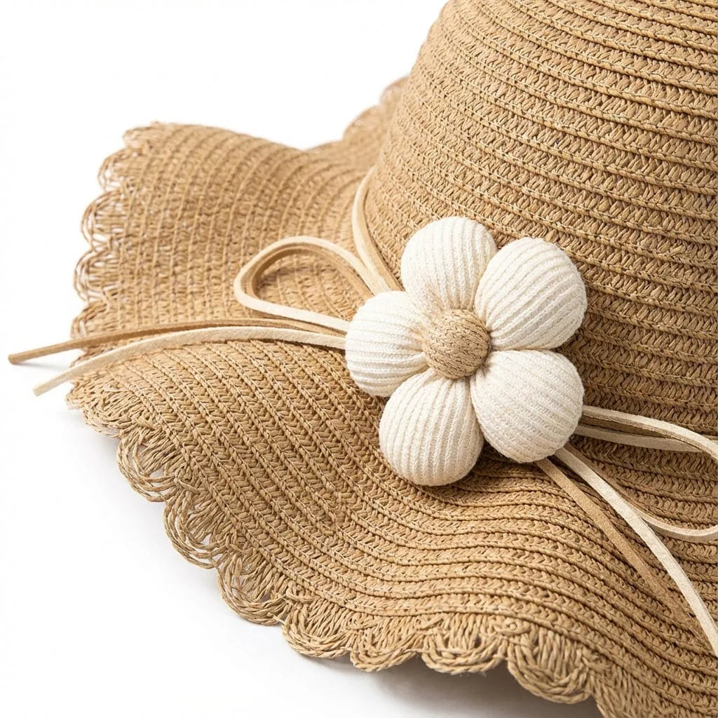 Chapeau de paille Fleur, vue de trois-quarts