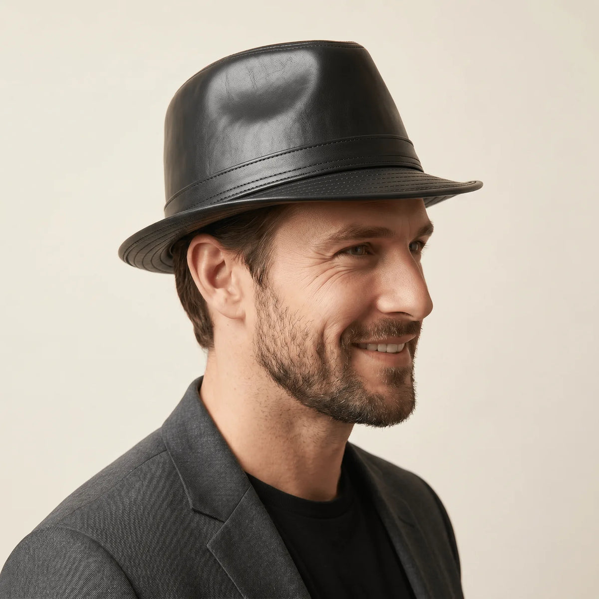 Chapeau Fedora Classique, vue de trois-quarts