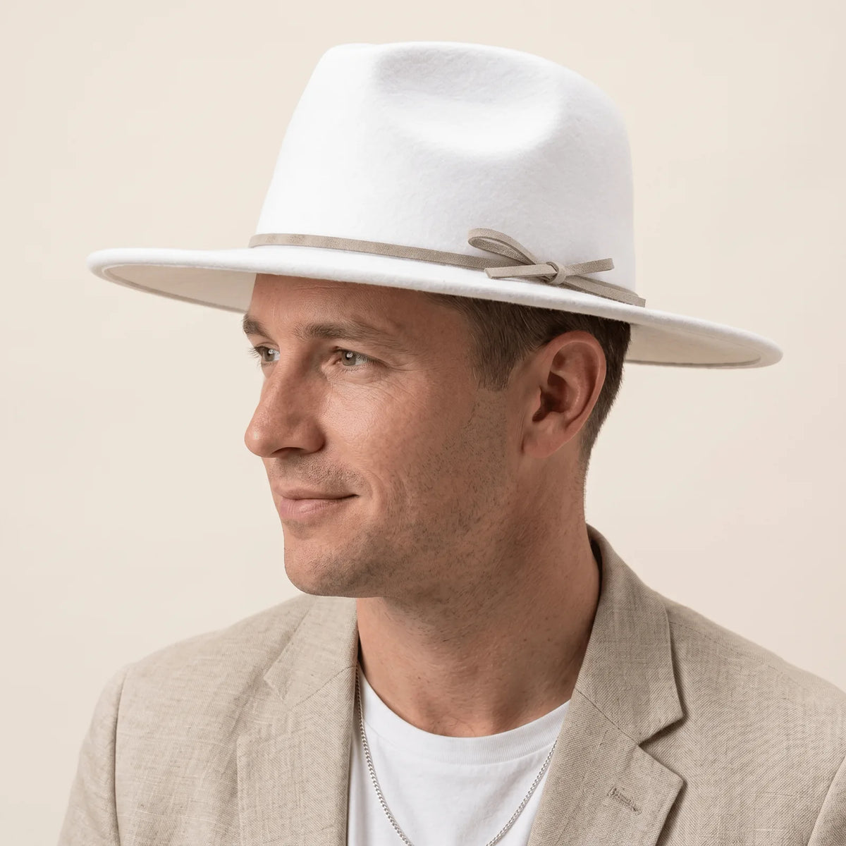 Chapeau Fedora Naturelle, vue de trois-quarts