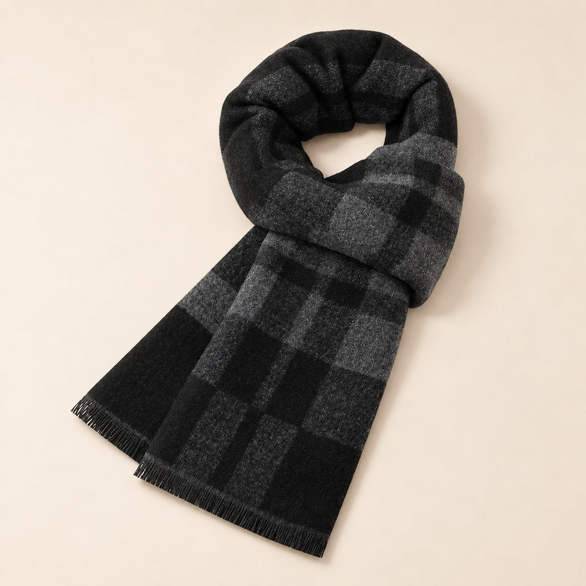 Écharpe Homme Hiver — coloris carreaux noir et gris